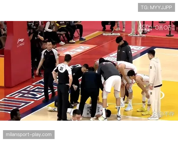 身体接触判罚：哪些对抗属于合理防守？